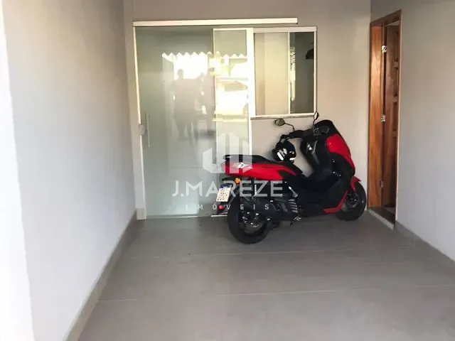 Casa 2 quartos e 2 banheiros, à venda, no bairro Residencial Interlagos em Apucarana