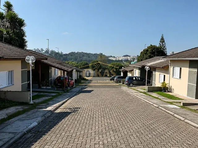 Casa com 51m² 2 quartos e 1 banheiro, à venda, no bairro Jardim Casa Branca em Suzano