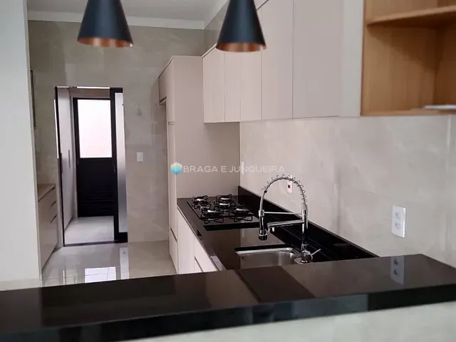 Casa com 450m² 3 quartos e 5 banheiros, à venda, no bairro Cond. D Itália em Bady Bassitt