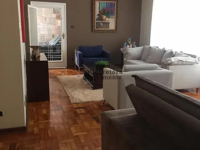 Casa com 316m² 3 quartos e 2 banheiros, à venda, no bairro Centro em Jacareí