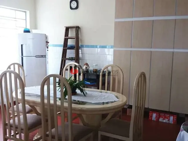 Casa com 300m² 2 quartos e 1 banheiro, à venda, no bairro Olímpico em São Caetano do Sul