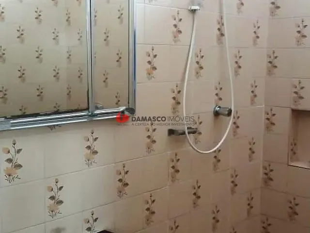 Casa com 300m² 2 quartos e 1 banheiro, à venda, no bairro Olímpico em São Caetano do Sul