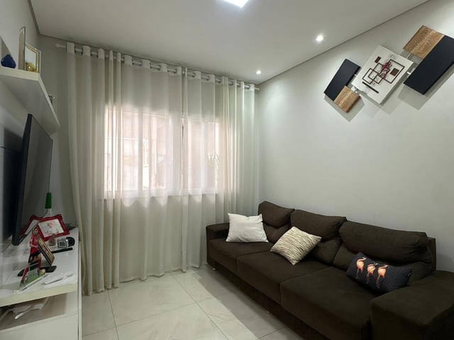 Casa 2 quartos e 1 banheiro, à venda, no bairro Parque Residencial Jaguari em Americana
