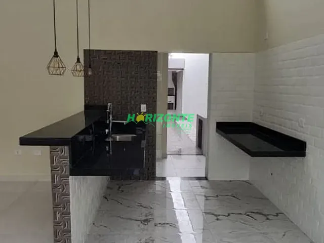 Casa com 175m² 3 quartos e 2 banheiros, à venda ou para alugar, no bairro Loteamento Villa Branca em Jacareí