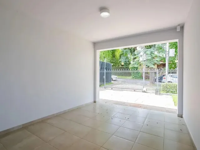 Casa com 450m² 4 quartos e 5 banheiros, à venda, no bairro Bigorrilho em Curitiba