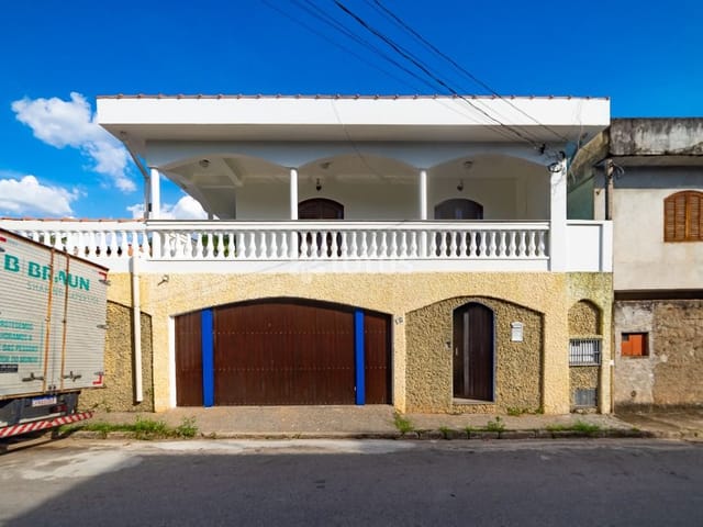 Casa com 400m² 3 quartos e 3 banheiros, à venda, no bairro Jardins (Polvilho) em Cajamar