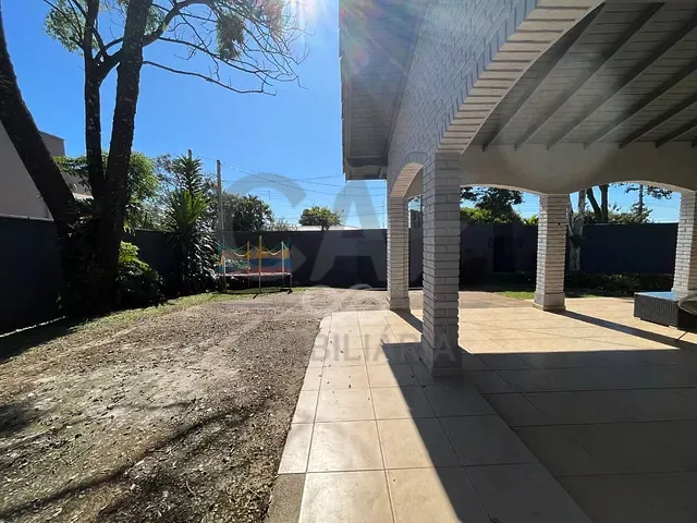 Casa com 650m² 3 quartos e 3 banheiros, à venda, no bairro Jardim Holanda em Holambra