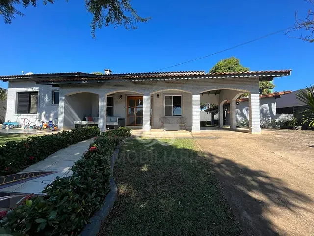 Casa com 650m² 3 quartos e 3 banheiros, à venda, no bairro Jardim Holanda em Holambra