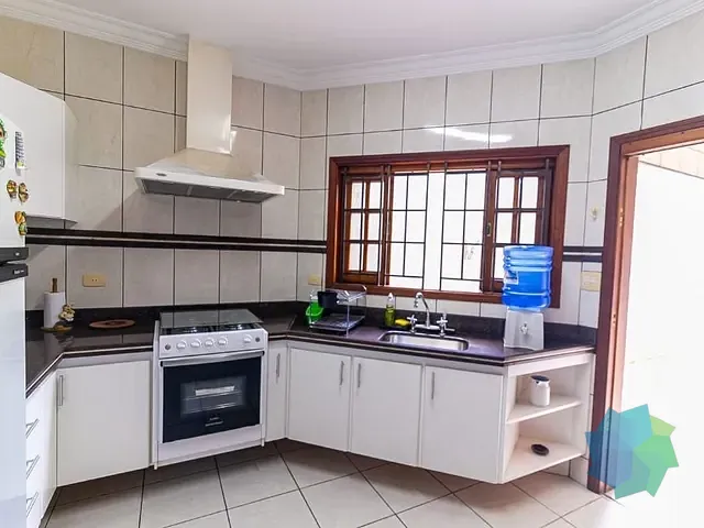Casa com 400m² 4 quartos e 3 banheiros, à venda, no bairro Parque Residencial Presidente Médici em Itu