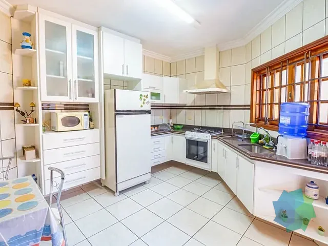 Casa com 400m² 4 quartos e 3 banheiros, à venda, no bairro Parque Residencial Presidente Médici em Itu