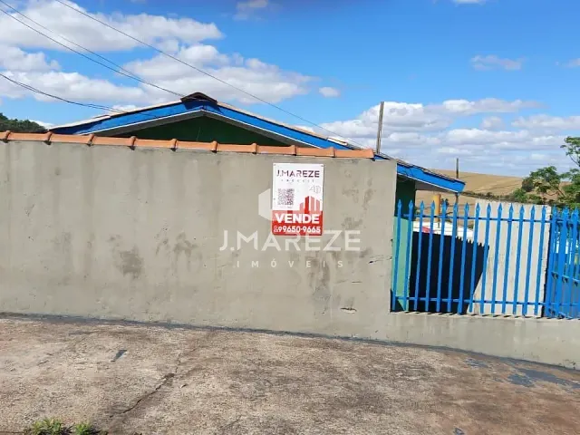 Casa com 200m² 2 quartos e 1 banheiro, à venda, no bairro Loteamento Sanches dos Santos em Apucarana