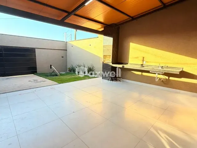 Casa com 180m² 3 quartos e 2 banheiros, à venda, no bairro Setor Conde dos Arcos em Aparecida de Goiânia