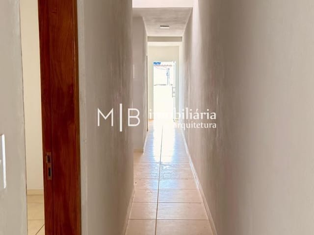 Casa 2 quartos e 1 banheiro, à venda, no bairro Jardim Vila Rica em Lavras