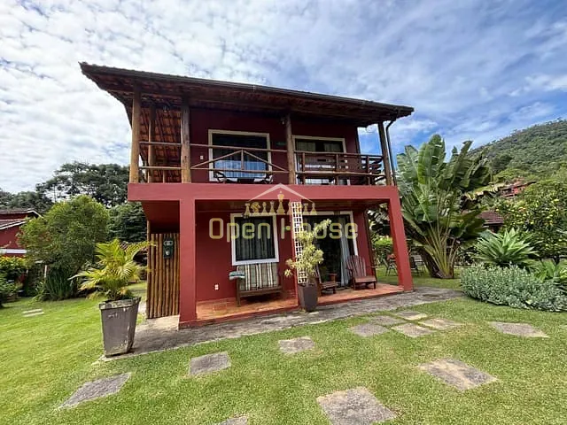 Casa com 2466m² 4 quartos e 4 banheiros, à venda, no bairro Maringá em Itatiaia