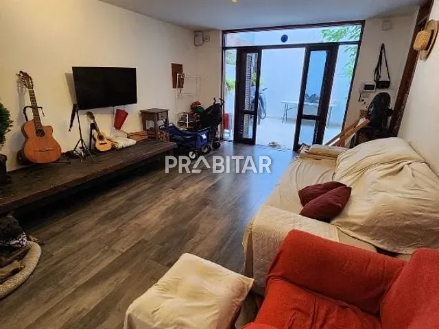 Casa com 230m² 2 quartos e 2 banheiros, à venda, no bairro Alto da Lapa em São Paulo
