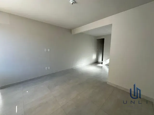 Casa 2 quartos e 1 banheiro, à venda, no bairro California em Barra do Piraí
