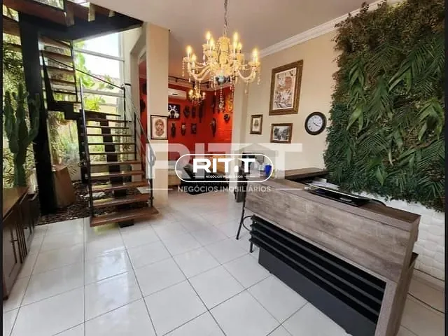 Casa com 367m² 4 quartos e 3 banheiros, à venda, no bairro Vila Anhangüera em Campinas