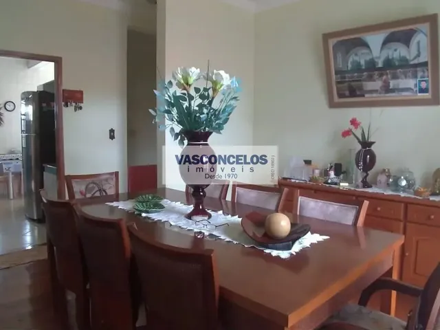 Casa com 450m² 3 quartos e 3 banheiros, à venda, no bairro Jardim Esplanada em São José Dos Campos