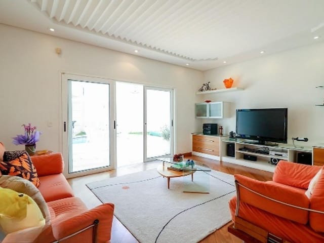 Casa com 744m² 4 quartos e 6 banheiros, à venda, no bairro alto de Pinheiros em São Paulo