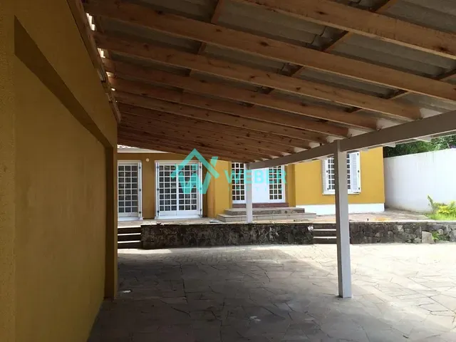 Casa 3 quartos e 3 banheiros, à venda, no bairro Rio Branco em Novo Hamburgo