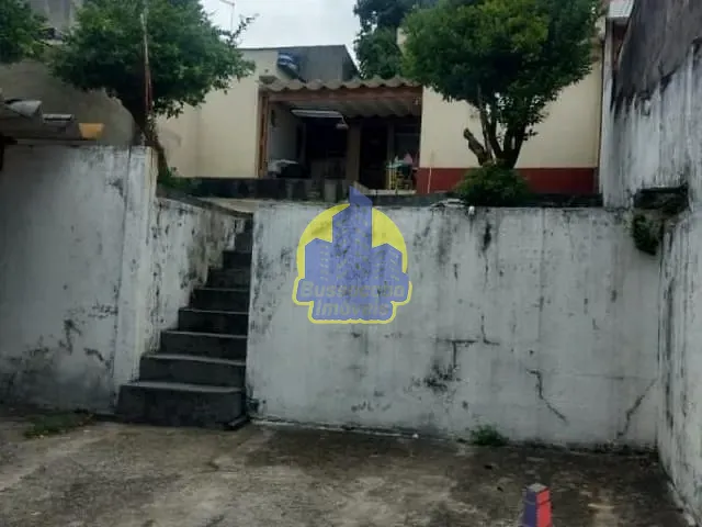 Casa com 300m² 2 quartos e 1 banheiro, à venda, no bairro Santo Antônio em Osasco