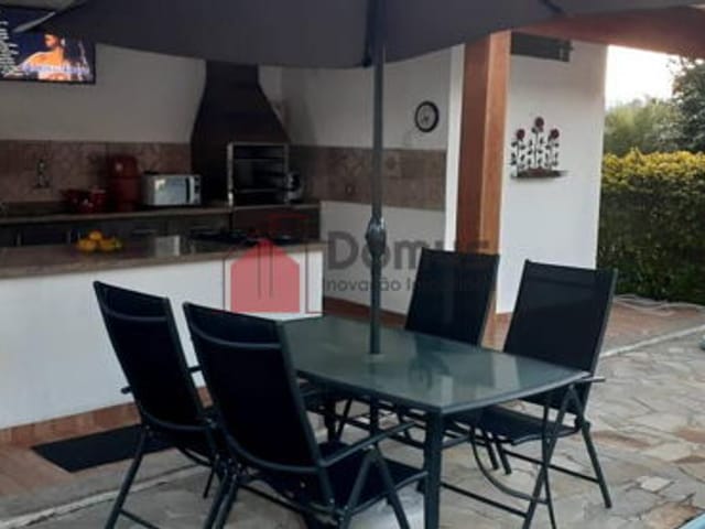 Casa com 519m², à venda, no bairro Condomínio Real Ville em Pindamonhangaba