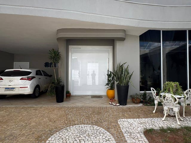 Casa 3 quartos e 2 banheiros, à venda, no bairro Parque Novo Mundo em Americana