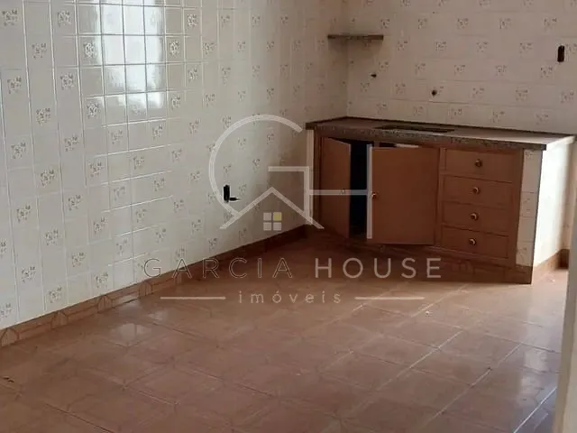 Casa com 163m² 2 quartos e 3 banheiros, à venda, no bairro Vila Tibério em Ribeirão Preto