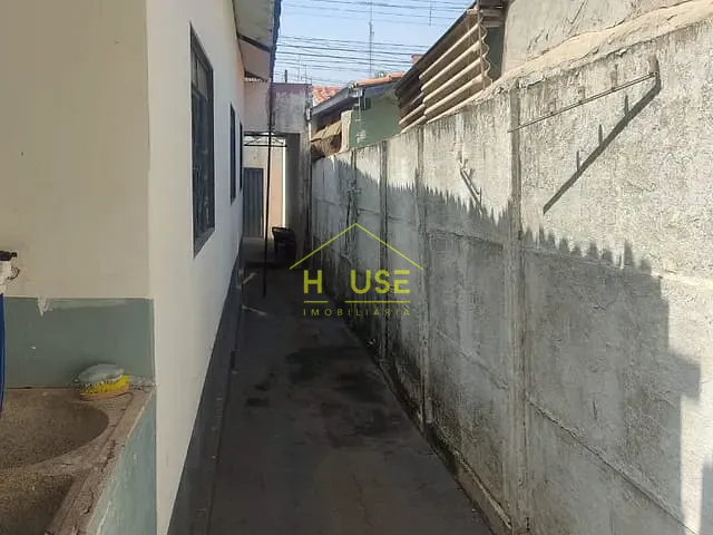 Casa com 300m² 3 quartos e 1 banheiro, à venda, no bairro Loteamento José Marin Cruz em Votuporanga