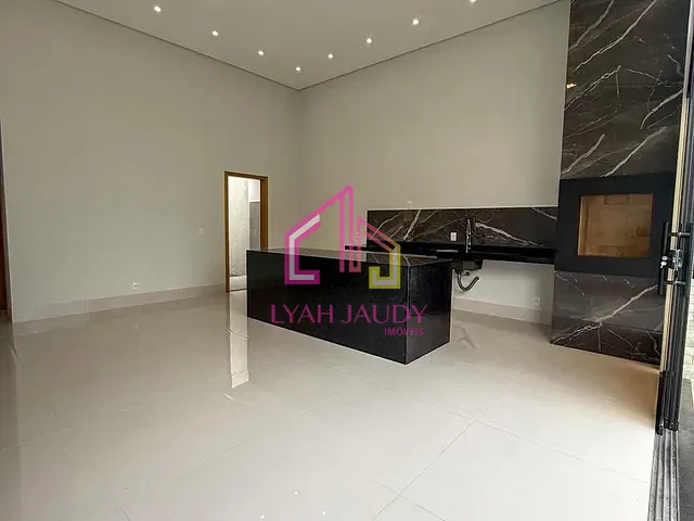 Casa com 136m² 3 quartos e 1 banheiro, à venda, no bairro Jardim Europa em Cuiabá