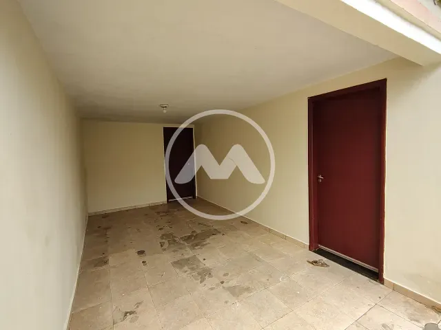 Casa 3 quartos e 1 banheiro, para alugar, no bairro Zona 02 em Cianorte