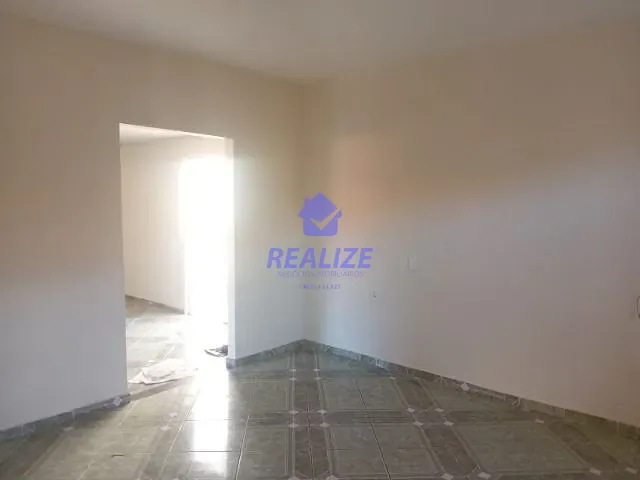 Casa 2 quartos e 2 banheiros, à venda, no bairro Conjunto Habitacional Engenheiro Francisco Blasi em Botucatu