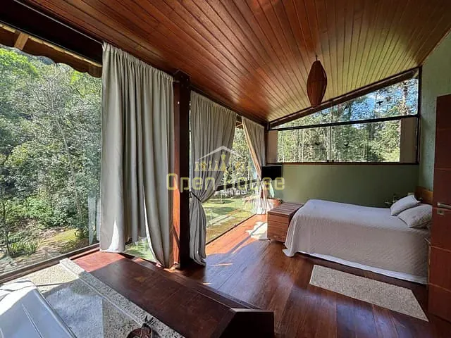 Casa com 2680m² 3 quartos e 3 banheiros, à venda, no bairro Maringá em Itatiaia