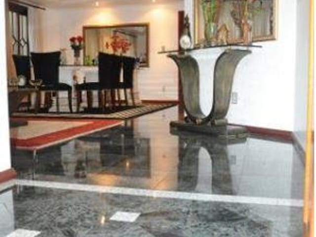 Foto do Casa - Casa à venda 4 Quartos, 2 Suites, 2 Vagas, 520M², Jardim Aquarius, São José dos Campos - SP | Aquarius II | RUSSI IMÓVEIS