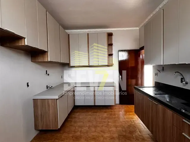 Casa com 197m² 3 quartos e 2 banheiros, à venda, no bairro Parque Alto Sumaré em Bauru