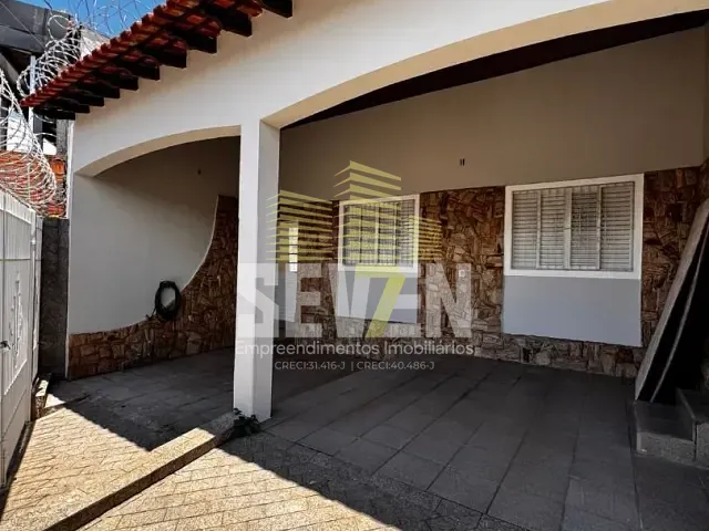 Casa com 197m² 3 quartos e 2 banheiros, à venda, no bairro Parque Alto Sumaré em Bauru