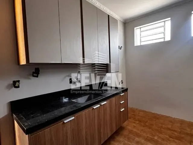Casa com 197m² 3 quartos e 2 banheiros, à venda, no bairro Parque Alto Sumaré em Bauru