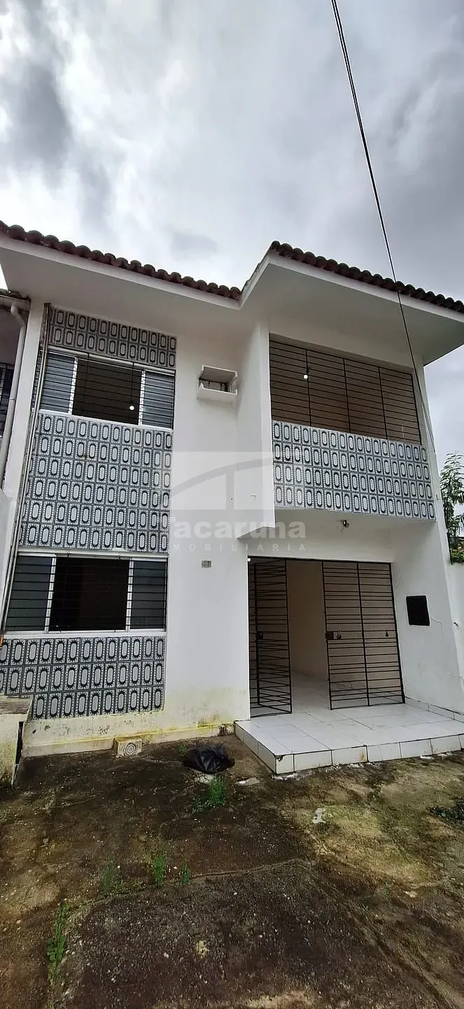 Casa, 3 quartos, 168 m² - Foto 1