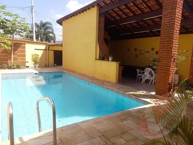 Casa com 405m² 4 quartos e 4 banheiros, à venda, no bairro Solemar em Praia Grande