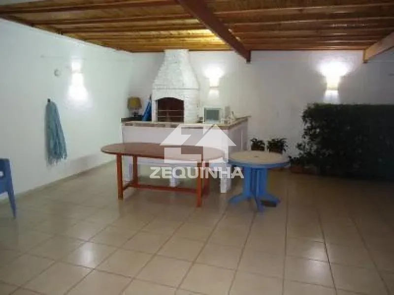Casa, 3 quartos, 306 m² - Foto 6