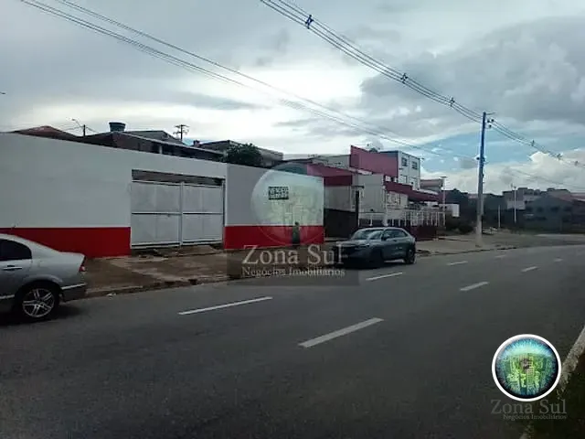 Casa com 220m² 5 quartos e 3 banheiros, à venda, no bairro Jardim Antonio Rodrigues e Rod em Votorantim