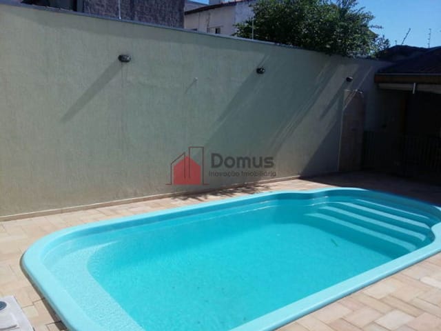 Casa com 300m², à venda, no bairro São Benedito em Pindamonhangaba