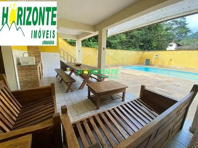 Casa com 1100m² 5 quartos e 4 banheiros, à venda, no bairro Park Imperial em Caraguatatuba