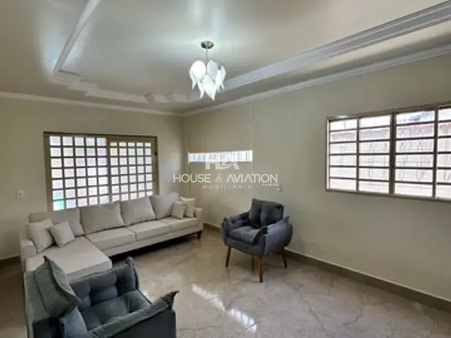 Casa com 300m² 4 quartos e 2 banheiros, à venda, no bairro Residencial Portinari em Goiânia