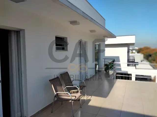 Casa com 275m² 3 quartos e 5 banheiros, à venda, no bairro Mauá II em Jaguariúna