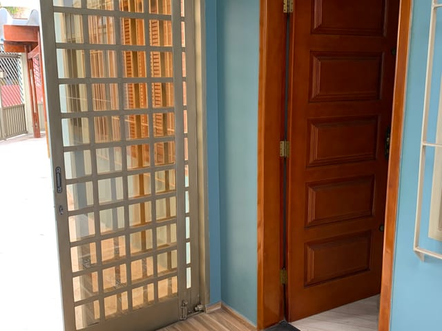 Foto do Casa - Excelente casa para locação com 02 dormitórios  ,02 vagas de garagem, quarto/escritorio portão eletrônico, no bairro do Taboão, Diadema, SP | Mix Nascimento