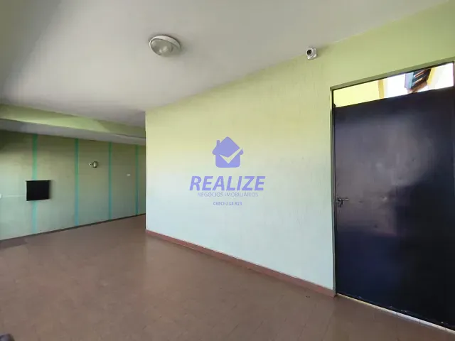 Casa 4 quartos e 3 banheiros, para alugar, no bairro Centro em Botucatu