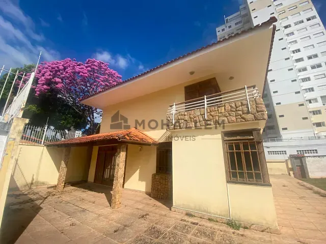 Casa 6 quartos e 4 banheiros, à venda, no bairro Pinheirinho em Itajubá