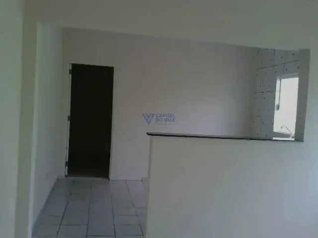 Casa com 180m² 2 quartos e 1 banheiro, à venda, no bairro Jardim Colonial em São José dos Campos