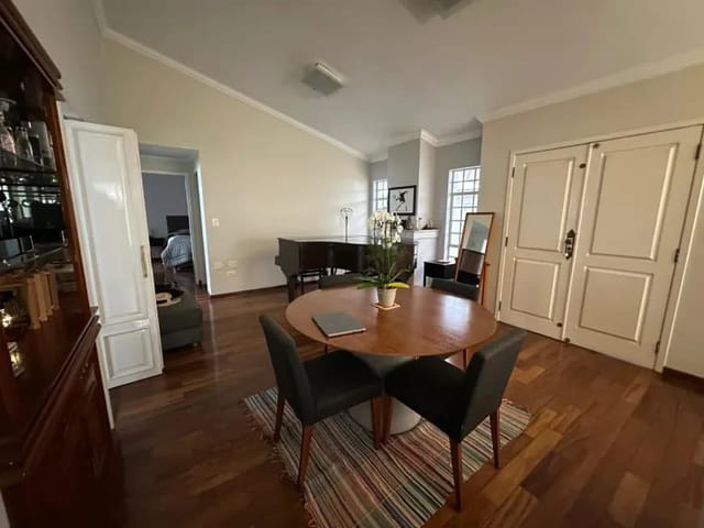 Casa com 260m² 4 quartos e 3 banheiros, à venda, no bairro Bosque da Saúde em São Paulo